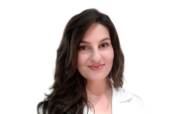 Попова Анна Николаевна